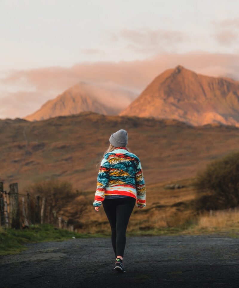 25 Unique and Thoughtful Gifts for Outdoorsy Women